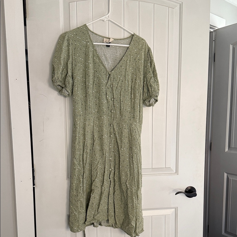 Universal Thread Olive Floral Midi Dress
